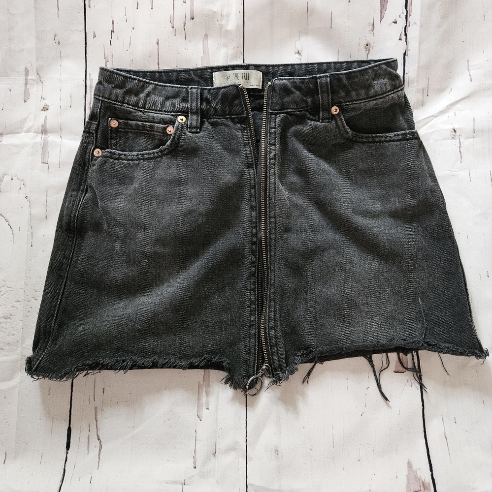 Free People We The Free Women's Black Denim Skirt Size 26 - Picture 6 of 6